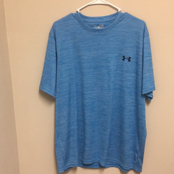 2 UA Loose Fit Shirts - Picture 3 of 4